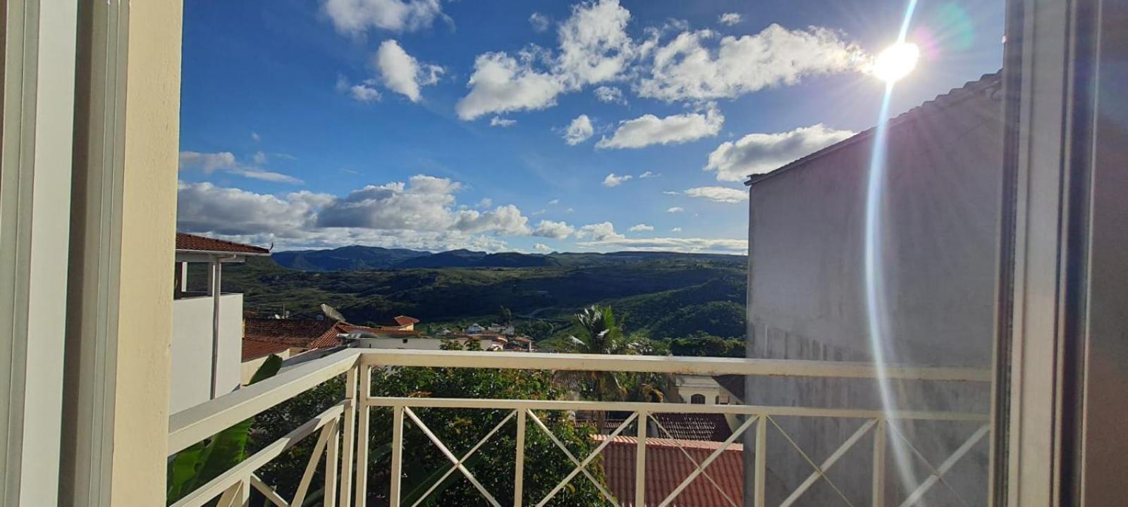 Hospedagem Iolanda Bed & Breakfast Diamantina Bagian luar foto